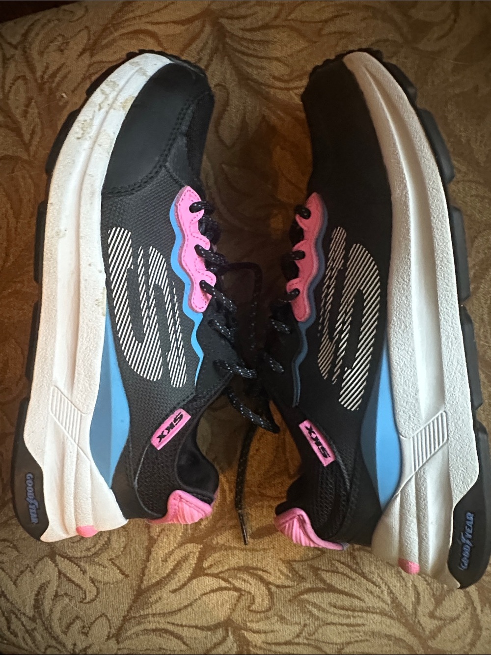 Skechers Black Pink Athletic Sneakers with Blue Accents